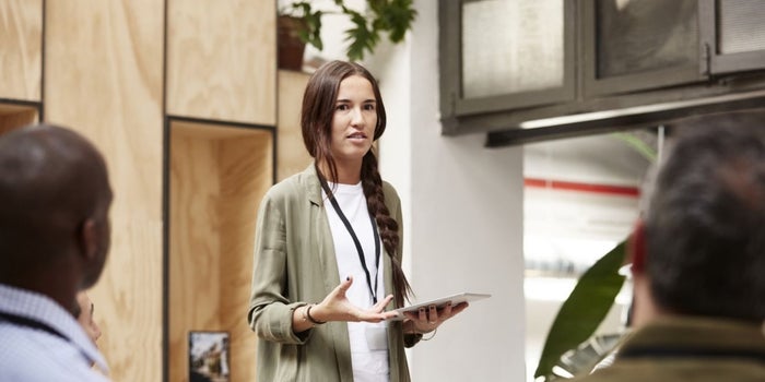 7 Storytelling Structures to Improve Your Presentations (Infographic)