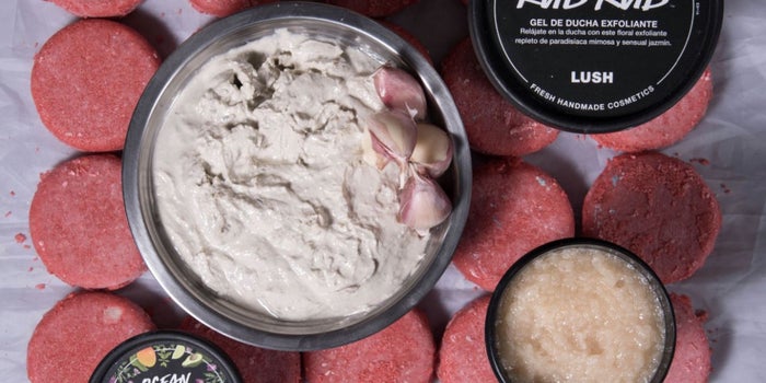 Lush, cosméticos al desnudo