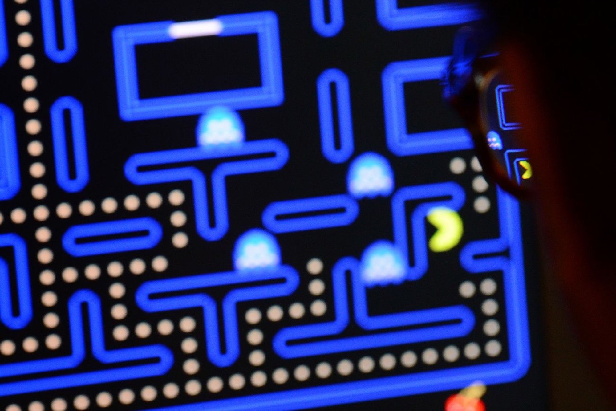 Google Maps now lets you turn any location into a game of Pac-Man - The  Verge