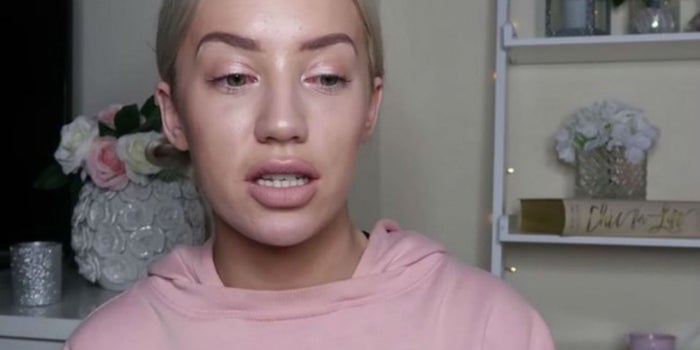 El hotelero que avergonzó a una influencer ahora le pide 6.5 mdd
