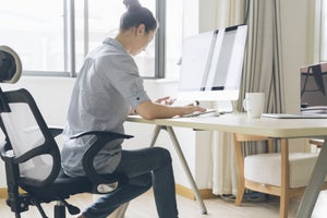 20 Creative Ways for Introverts to Make Money