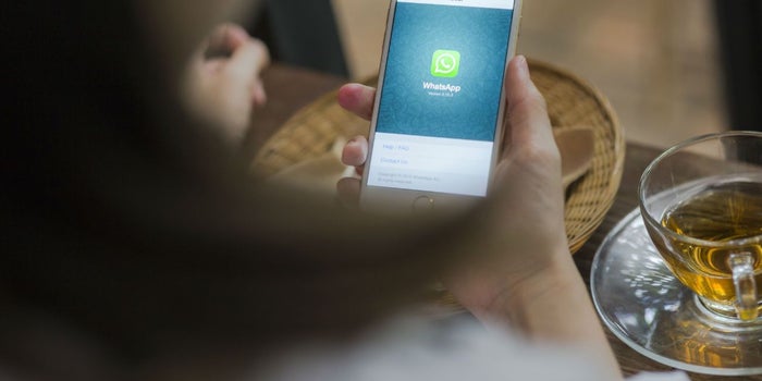 WhatsApp notificará a los usuarios cuando sus mensajes sean reenviados