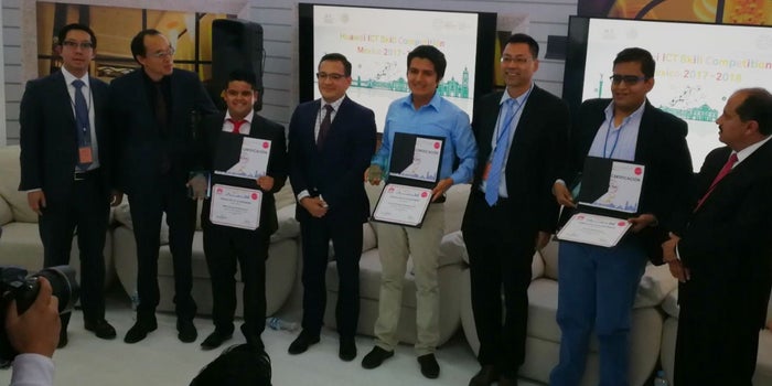 Estudiantes mexicanos demuestran habilidades e irán a China a competir en ICT Skills 2018