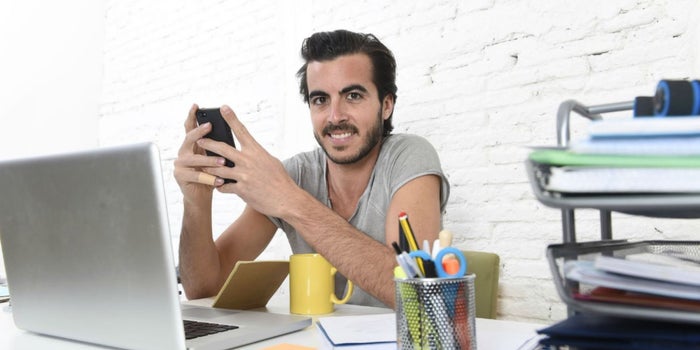 Tips para trabajar mientras emprendes