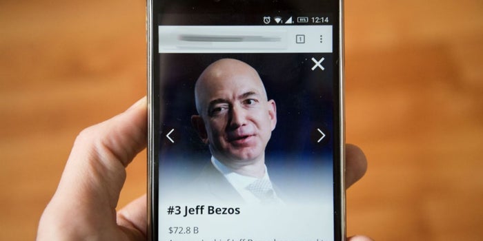 Por qué Amazon y Jeff Bezos son tan exitosos para hacer disrupción