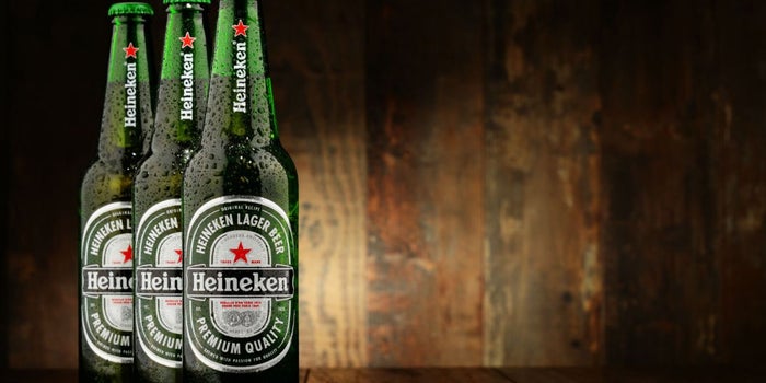 El comercial de Heineken que hizo enojar a un rapero