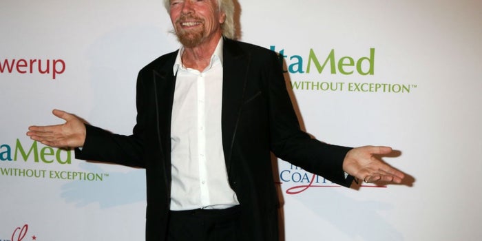 Por qué el sitio web de Richard Branson vende