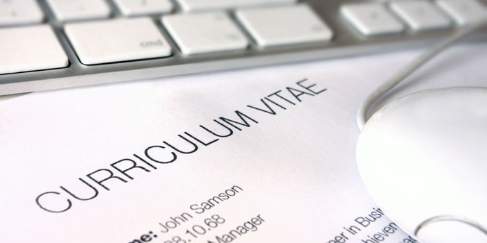 4 focos rojos a los que debes poner atención en un CV
