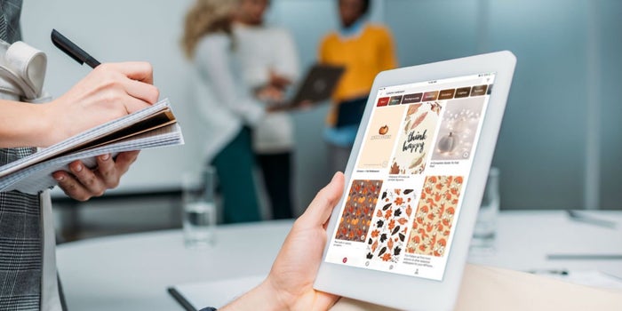 Pinterest facilita su navegación para usuarios con impedimentos visuales