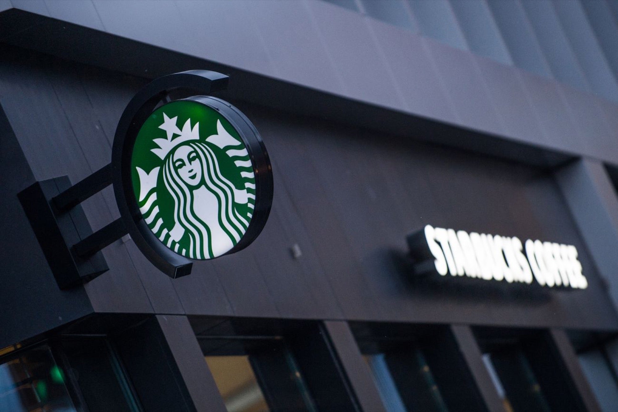 What Business Leaders Should Learn From Starbucks' Shut Down Day