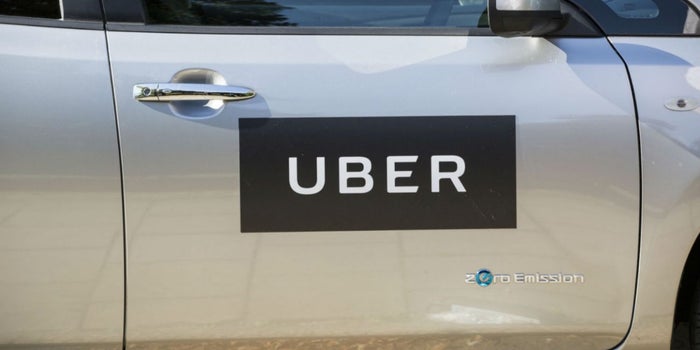 Uber pagará a conductores en algunas ciudades por usar automóviles eléctricos