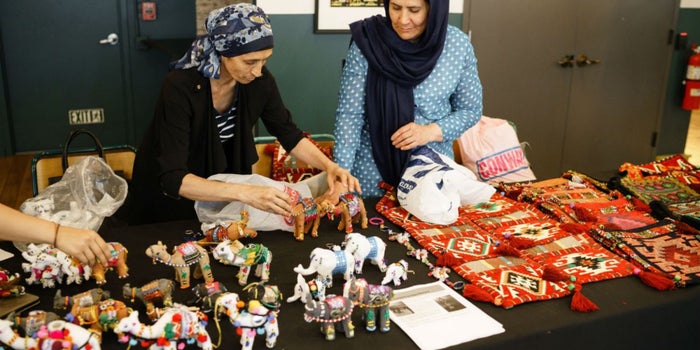 WeWork quiere contratar refugiados en Latinoamérica