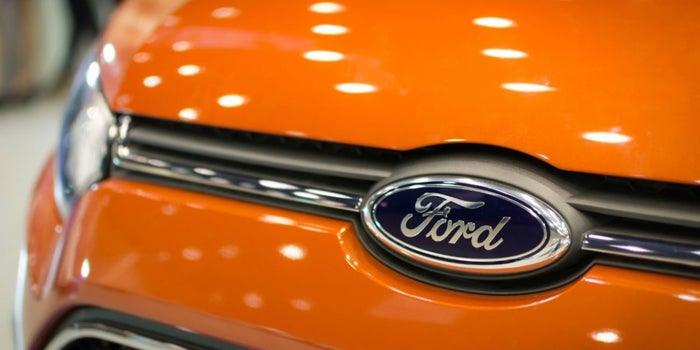 Tesla se mete con Ford y así respondió la empresa