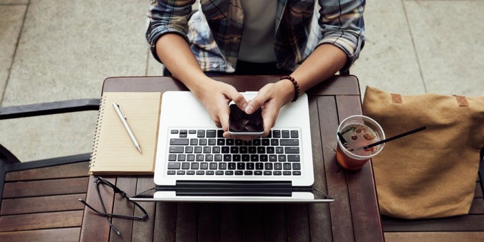 What You Should Be Looking at in Potential Hires' Social Media Posts