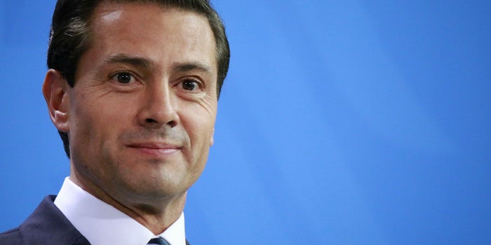 Twitter le quita a Peña Nieto 70,000 seguidores y 22,000 a López Obrador