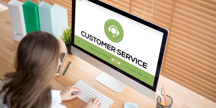 La importancia del servicio al cliente, dentro y fuera de una pantalla