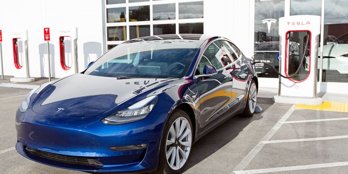 Tesla espera producir 6 mil Model 3 por semana