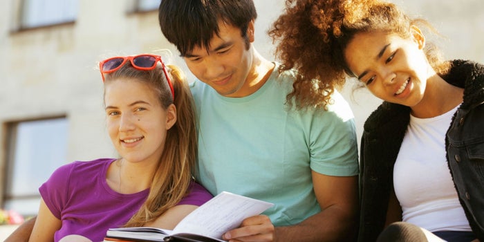 ¿Quieres aprender un idioma en el extranjero? Aquí van algunas recomendaciones