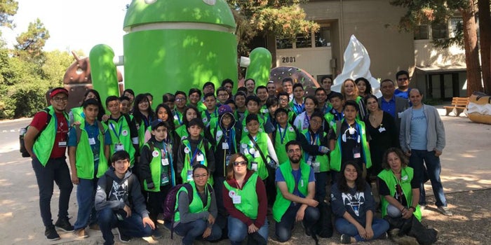 Estos niños viajaron a Silicon Valley para aprender de robótica