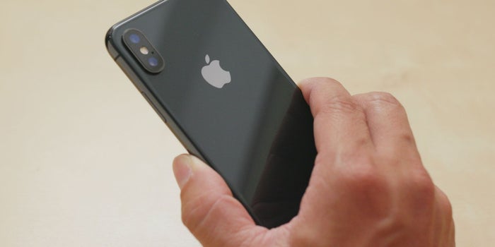 iPhone no te espía, dice Apple