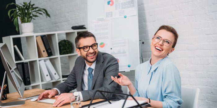 Cuando ambos emprenden y, además, ¡viven juntos!