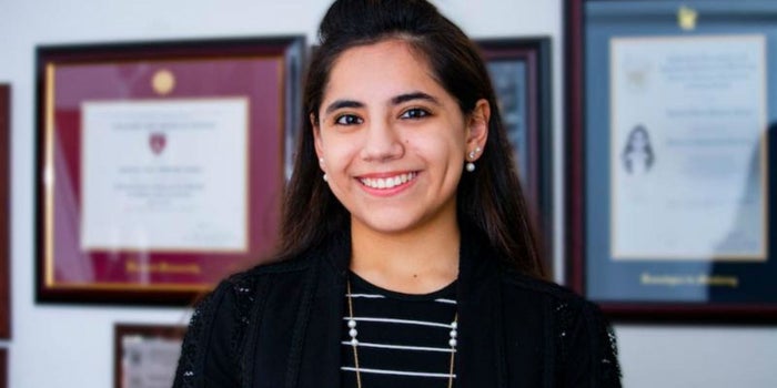 La psicóloga mexicana más joven del mundo gana premio de la juventud