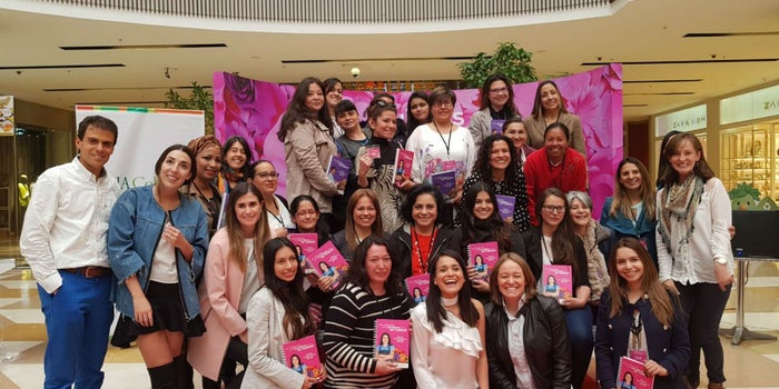Centros comerciales en Colombia se comprometen con mujeres emprendedoras