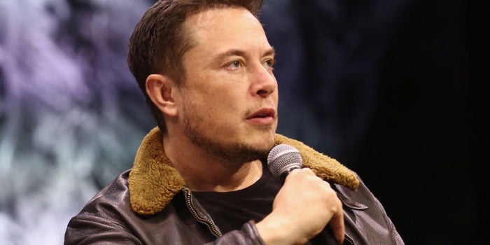 Intentamos calcular cuánto vale una hora del tiempo de Elon Musk. Esto es lo que obtuvimos.