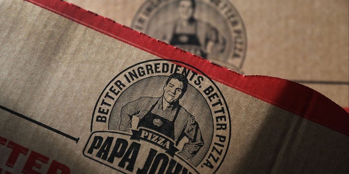 Por qué Papa John's hizo un comercial atacándose a sí mismo