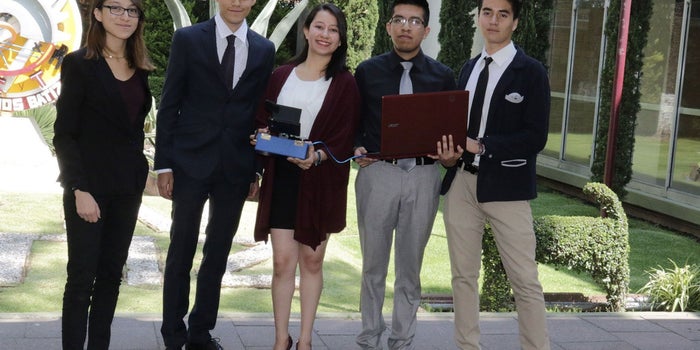 Estudiantes del IPN crean robot explorador y rescatista