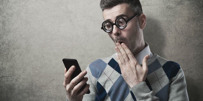 ¿Preferirías andar desnudo u olvidar tu teléfono celular?