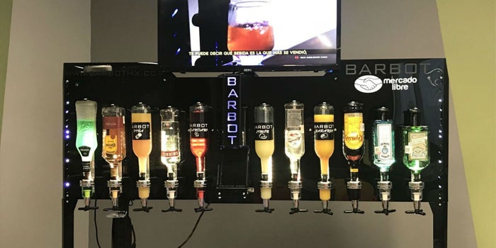 Este es el bar robótico mexicano que triunfó en Shark Tank MX