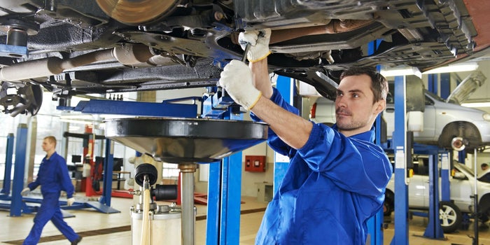 Infografía: 5 empresas que hacen negocio con la industria automotriz