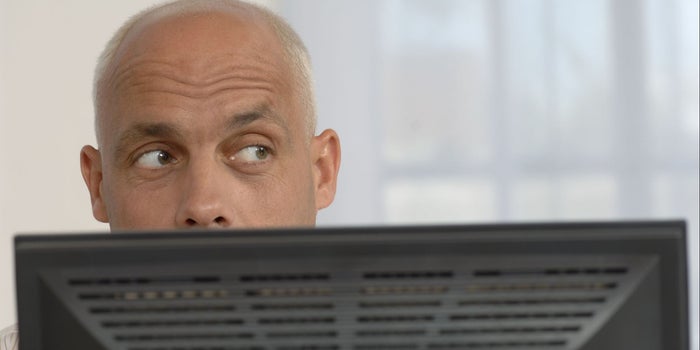Te decimos cómo evitar que otros lean tus correos en Gmail