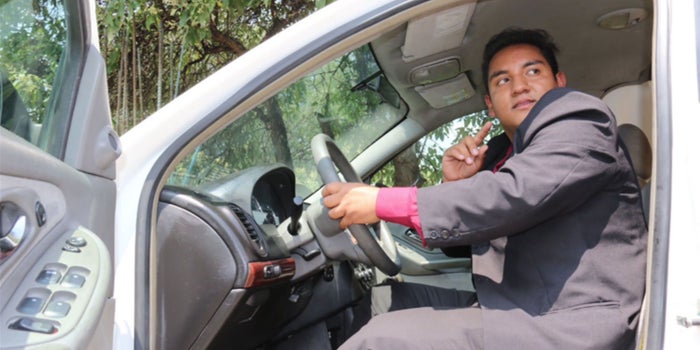 Con este sistema podrás encender y apagar tu auto con tu voz