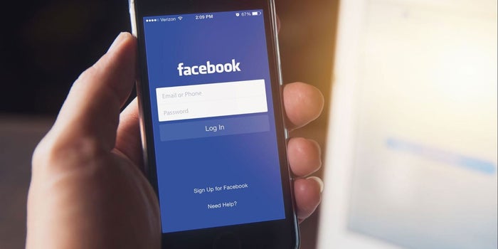 ¿Tuviste que meter tu contraseña de nuevo? 'Hackearon' a 50 millones de cuentas de Facebook