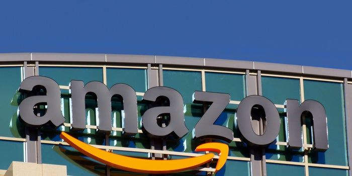 China se infiltra en Amazon y Apple... con un solo chip: reporte