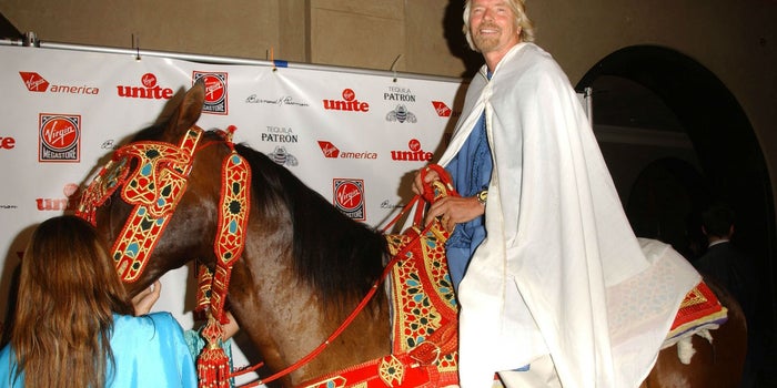 Richard Branson 'llegará' al espacio en 'unas semanas'