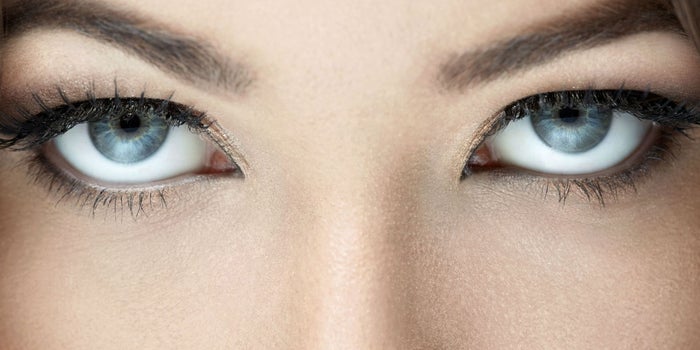 5 formas de usar el contacto visual en una junta para obtener lo que quieres
