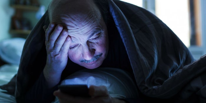 Apagar el celular después del trabajo será un derecho reconocido por la ley... en algunos países