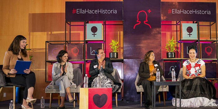¿Eres mujer y emprendedora? Facebook te ayuda a llevar tu negocio al siguiente nivel