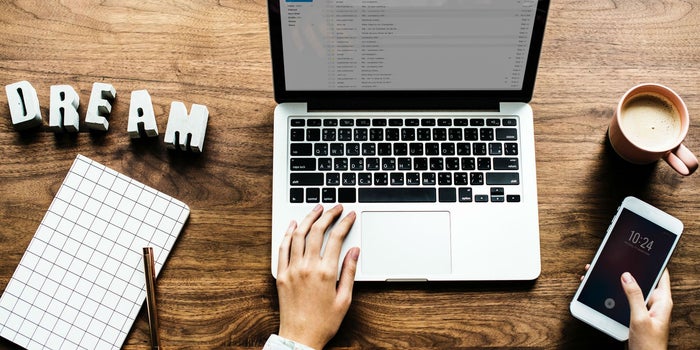 Idea de negocio de medio tiempo para una sola persona: Ser ghostwriter
