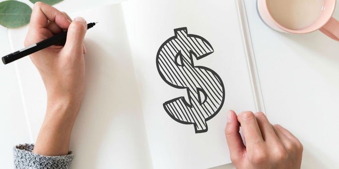 Por qué NO necesitas tener una gran educación o contactos para hacer crecer tu dinero