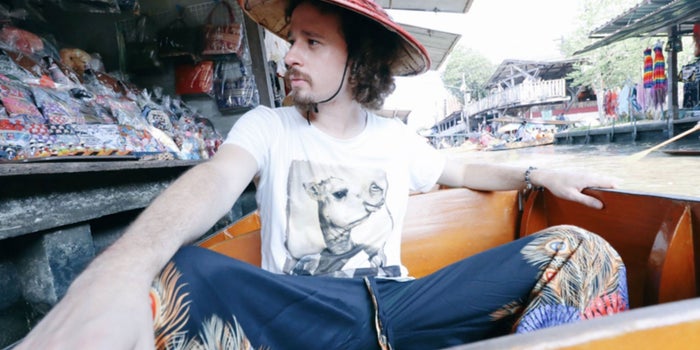 Luisito Comunica se postula para gobernador interino de Puebla