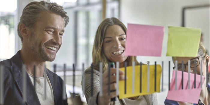 5 formas simples de identificar ideas de negocios que pueden cambiar el mundo (en serio)