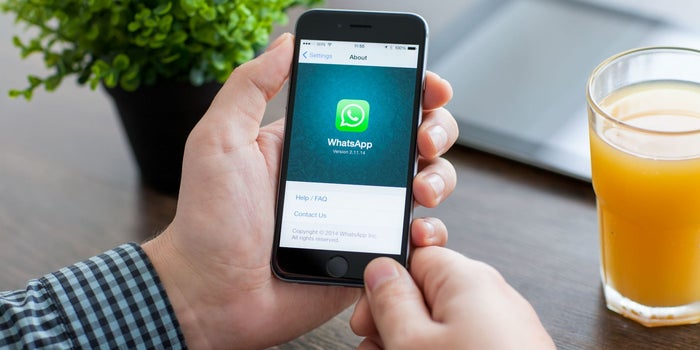 WhatsApp te dará la oportunidad de aceptar si quieres estar en un grupo