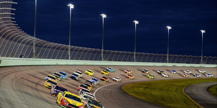Lo que la decreciente popularidad de NASCAR nos enseña sobre cómo reaccionar ante un mercado cambiante