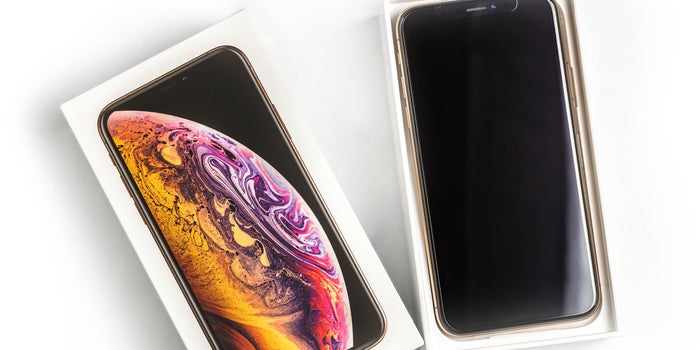 Por caídas en las ventas, Apple bajará los precios del iPhone fuera de EU