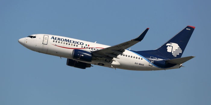 ¿Te cancelaron el vuelo? Aeroméxico quiere darte un descuento del 25 por ciento