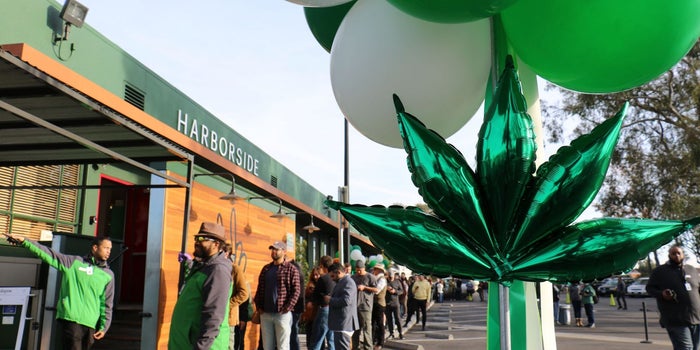 Analysis: Cannabis Shops Linked to Lower Crime, Increased Property Values
